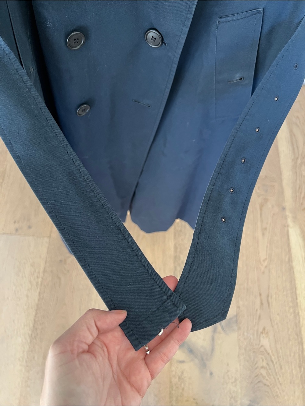 Vintage Burberry Navy Double-Breasted Trench Coat with Signature Check Lining - Picture 9 of 16